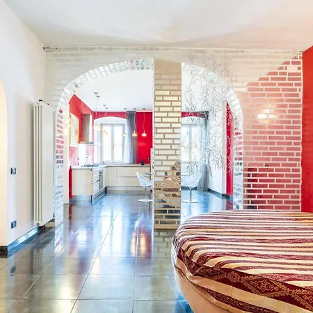 Steel House Apartment Livorno